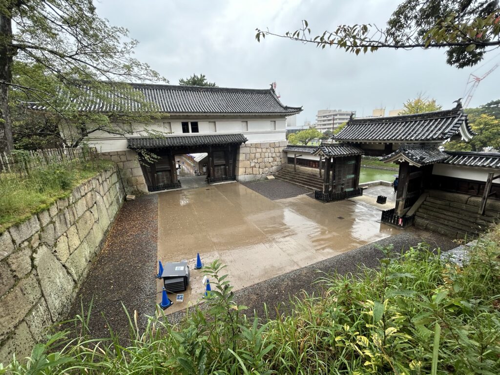 丸亀城の大手門