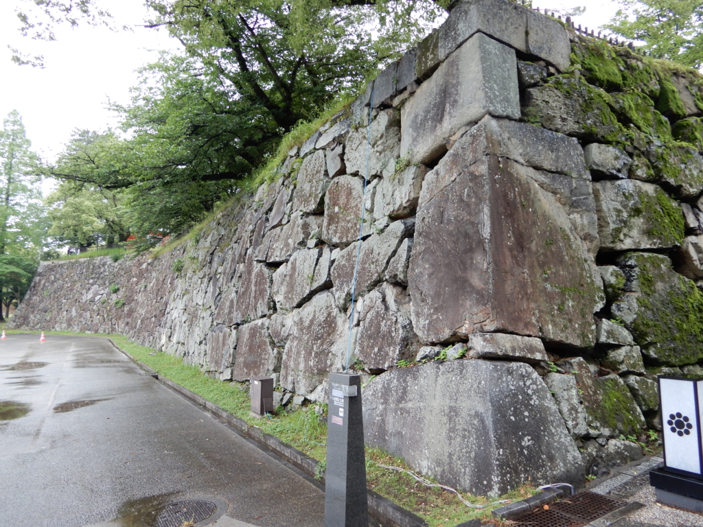 小倉城の石垣