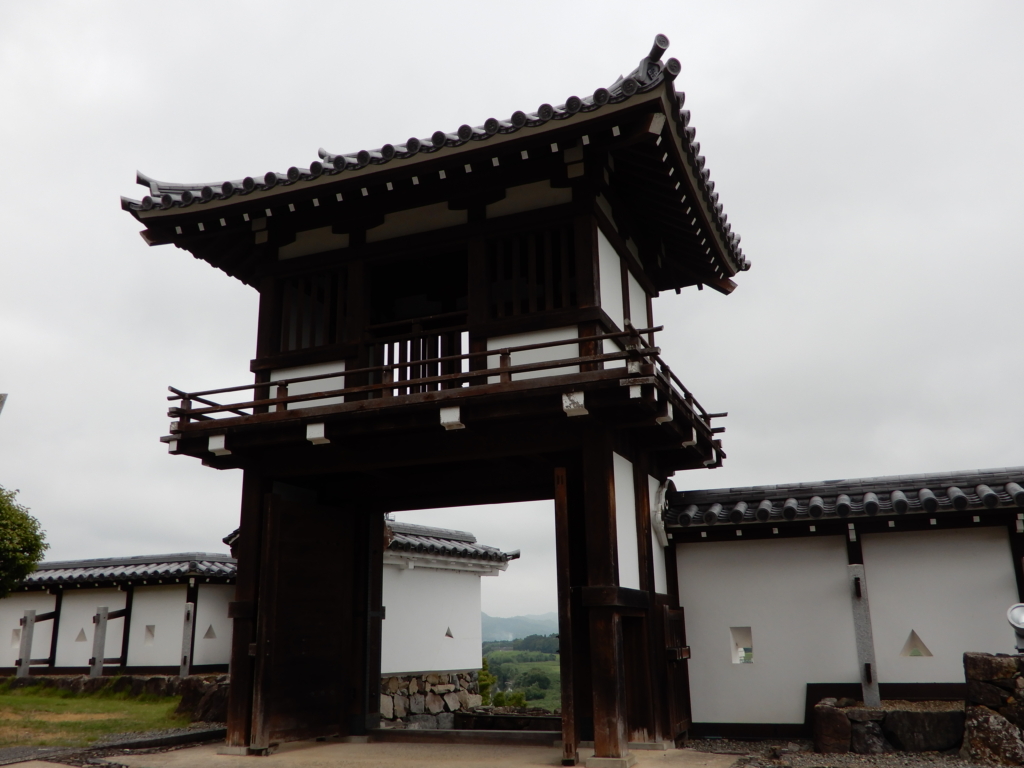 福知山城の釣鐘門